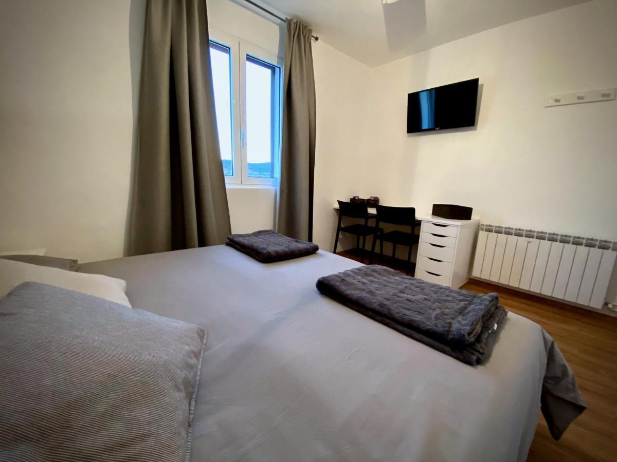 Postcard Koper Apartment ภายนอก รูปภาพ